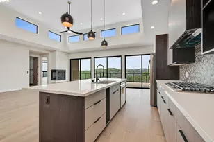 8 N Rancho Ct, Pinole, CA 94803 - Photo 16