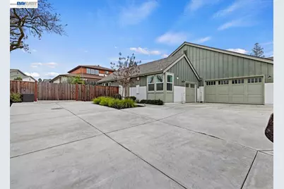 580 Boyd Rd, Pleasant Hill, CA 94523 - Photo 54