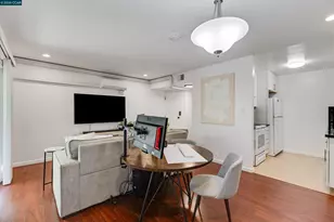 2724 Oak Rd, Walnut Creek, CA 94597 - Photo 14