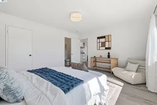 536 Golf Club Rd, Pleasant Hill, CA 94523 - Photo 10