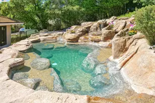 536 Golf Club Rd, Pleasant Hill, CA 94523 - Photo 44