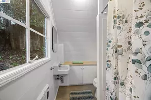 2976 Joaquin Miller Rd, Oakland, CA 94602 - Photo 22