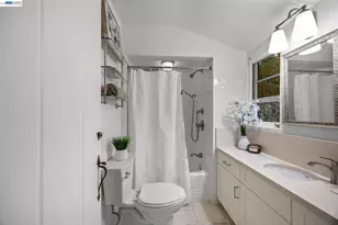 2976 Joaquin Miller Rd, Oakland, CA 94602 - Photo 16