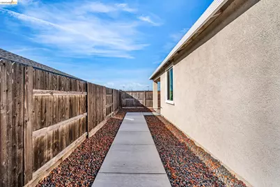 2087 Stars Dr, Rio Vista, CA 94571 - Photo 40