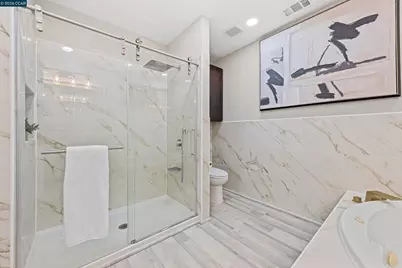 390 Guttenberg St, Daly City, CA 94014 - Photo 30