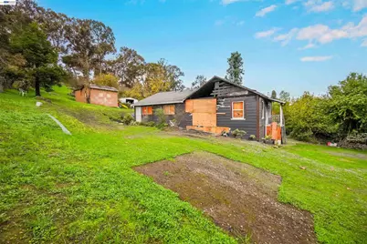 27449 Dobbel Ave, Hayward, CA 94542 - Photo 22