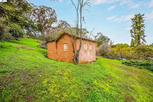 27449 Dobbel Ave, Hayward, CA 94542 - Photo 18