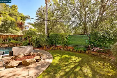 5233 Boulder Ct, Concord, CA 94521 - Photo 38