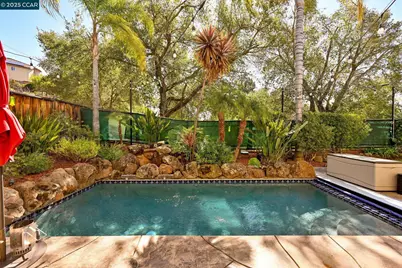 5233 Boulder Ct, Concord, CA 94521 - Photo 32