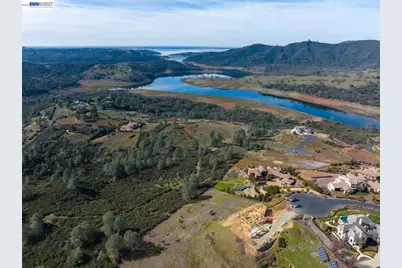 7850 Watermark Place, El Dorado Hills, CA 95762 - Photo 12
