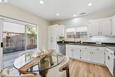 1085 La Brea Ter, Union City, CA 94587 - Photo 12