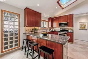 105 Arlington Ave, Kensington, CA 94707 - Photo 14