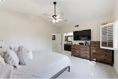 7358 Elmwood Cir, Pleasanton, CA 94588 - Photo 18