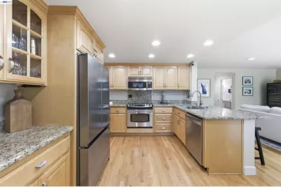 7358 Elmwood Cir, Pleasanton, CA 94588 - Photo 14
