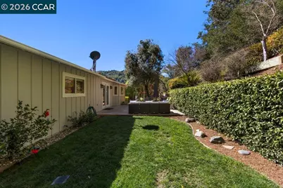 7 Whitehall Dr, Orinda, CA 94563 - Photo 36