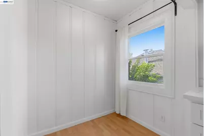 1839 Commerce Way, Oakland, CA 94606 - Photo 22