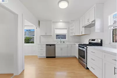 1839 Commerce Way, Oakland, CA 94606 - Photo 18