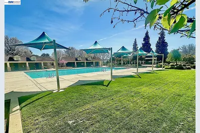 2608 Intrigue Ln, Brentwood, CA 94513 - Photo 36