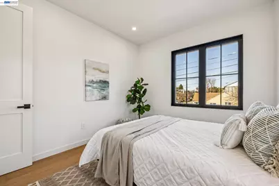 1144 Dwight Way, Berkeley, CA 94702 - Photo 46