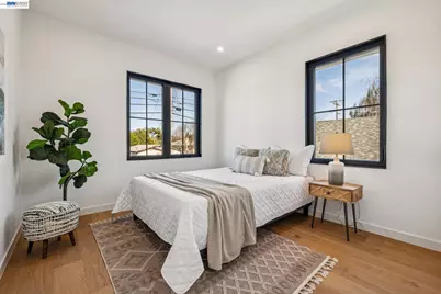 1144 Dwight Way, Berkeley, CA 94702 - Photo 44