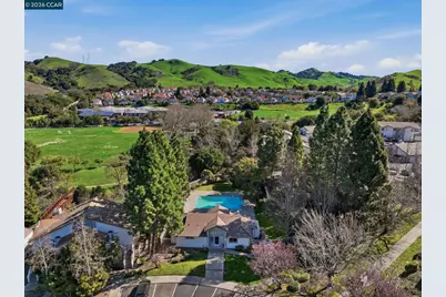 139 Tuscany Ct, Hercules, CA 94547 - Photo 50