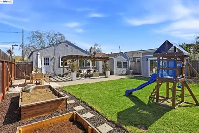 16129 Via Pinale, San Lorenzo, CA 94580 - Photo 16