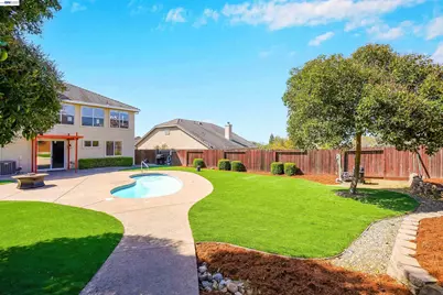 5810 Gold Creek Dr, Castro Valley, CA 94552 - Photo 48