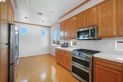 5810 Gold Creek Dr, Castro Valley, CA 94552 - Photo 12