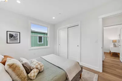 667 & 667A Alcatraz Ave, Oakland, CA 94609 - Photo 26