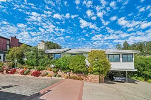 3320 Burdeck Dr, Oakland, CA 94602 - Photo 2