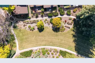 90 Rolling Green Cir, Pleasant Hill, CA 94523 - Photo 36