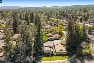 90 Rolling Green Cir, Pleasant Hill, CA 94523 - Photo 38