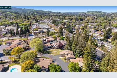 90 Rolling Green Cir, Pleasant Hill, CA 94523 - Photo 44