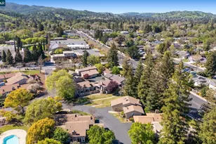 90 Rolling Green Cir, Pleasant Hill, CA 94523 - Photo 44