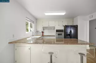 5555 Maryland Dr, Concord, CA 94521 - Photo 14