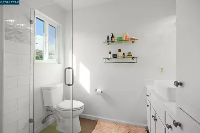 5555 Maryland Dr, Concord, CA 94521 - Photo 20