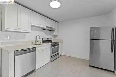 769 17th St, Oakland, CA 94612 - Photo 40
