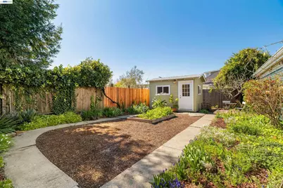 1516 Belvedere Ave, Berkeley, CA 94702 - Photo 20