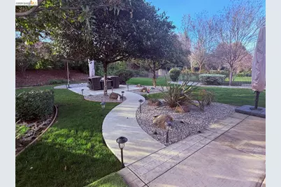 773 Centennial Pl, Brentwood, CA 94513 - Photo 18