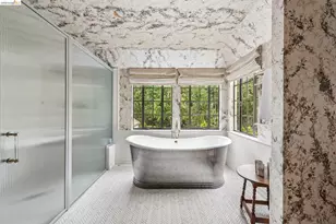 5710 Margarido Dr, Oakland, CA 94618 - Photo 26