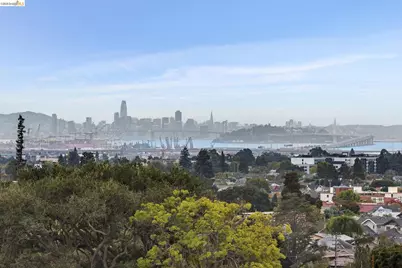 5710 Margarido Dr, Oakland, CA 94618 - Photo 8