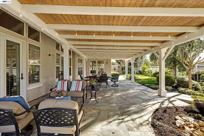 2425 French Oak Pl, Livermore, CA 94550 - Photo 34