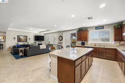 2233 Demartini Ln, Brentwood, CA 94513 - Photo 12