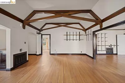 2569 Maxwell Ave, Oakland, CA 94601 - Photo 10