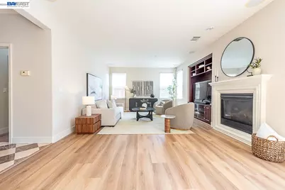 33038 Garfinkle St, Union City, CA 94587 - Photo 18