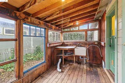 1529 Ada St, Berkeley, CA 94703 - Photo 26