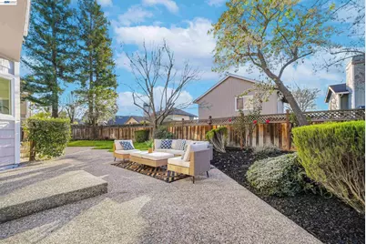 2058 Palmer Dr, Pleasanton, CA 94588 - Photo 52