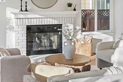 2058 Palmer Dr, Pleasanton, CA 94588 - Photo 24