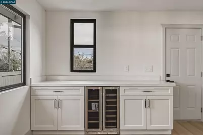 295 Foothill Blvd, Napa, CA 94558 - Photo 8