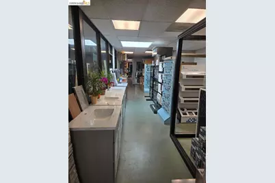 15548 Hesperian Blvd, San Lorenzo, CA 94580 - Photo 6